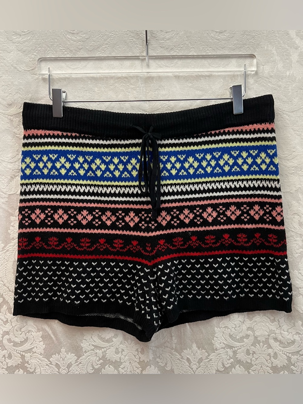 American Eagle Women’s Patterned Knit Sweater Shorts In Fair Isle Design Size XL